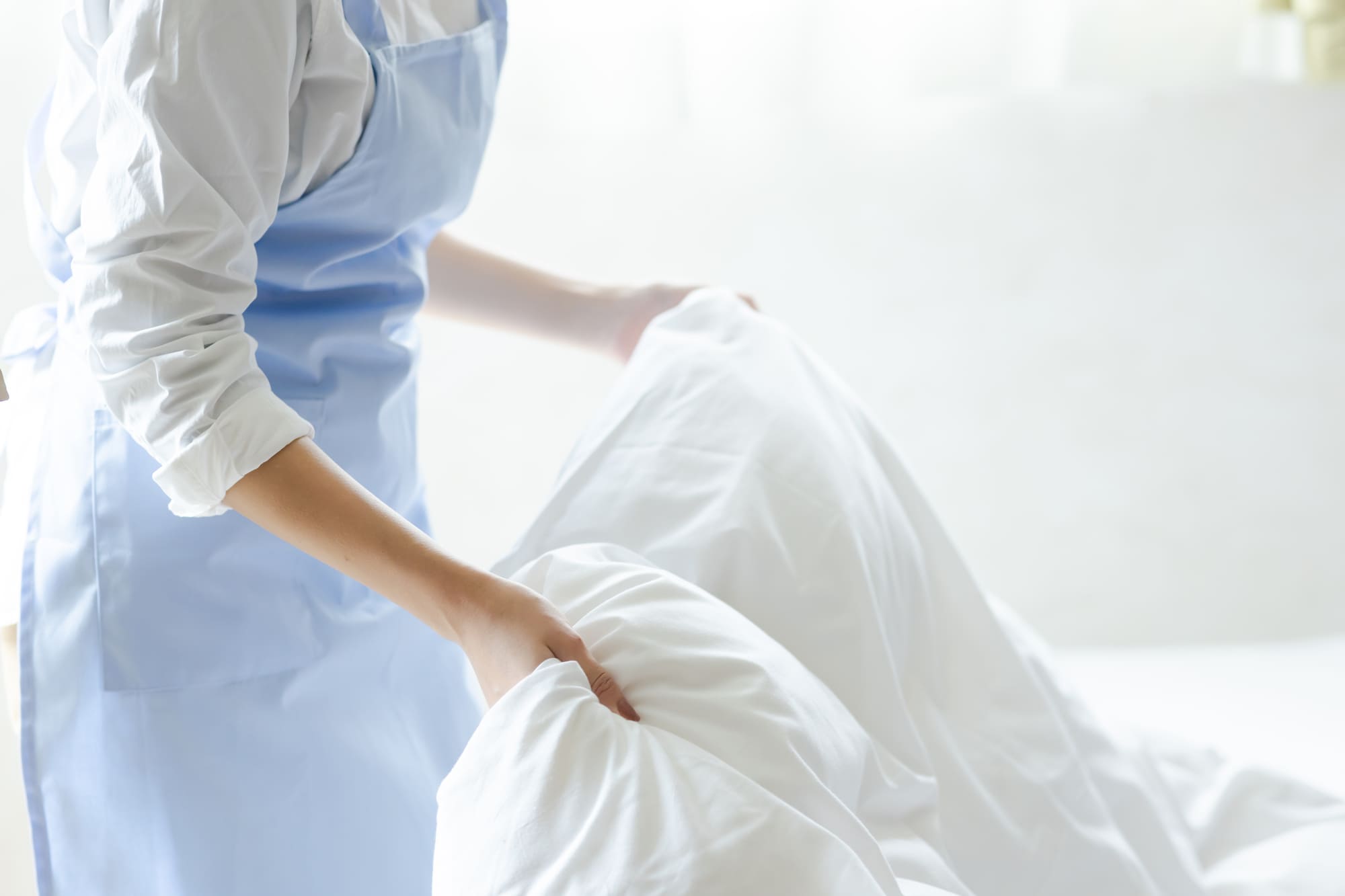 フリー素材_客室清掃