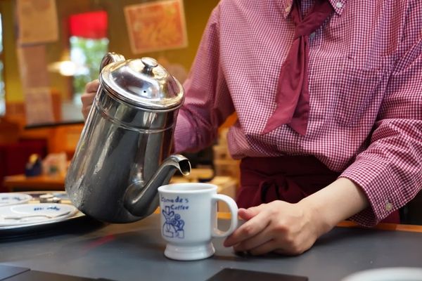 【未経験OK】コメダ珈琲店ホール・キッチンスタッフの求人 / イオンモールかほく店（かほく市）